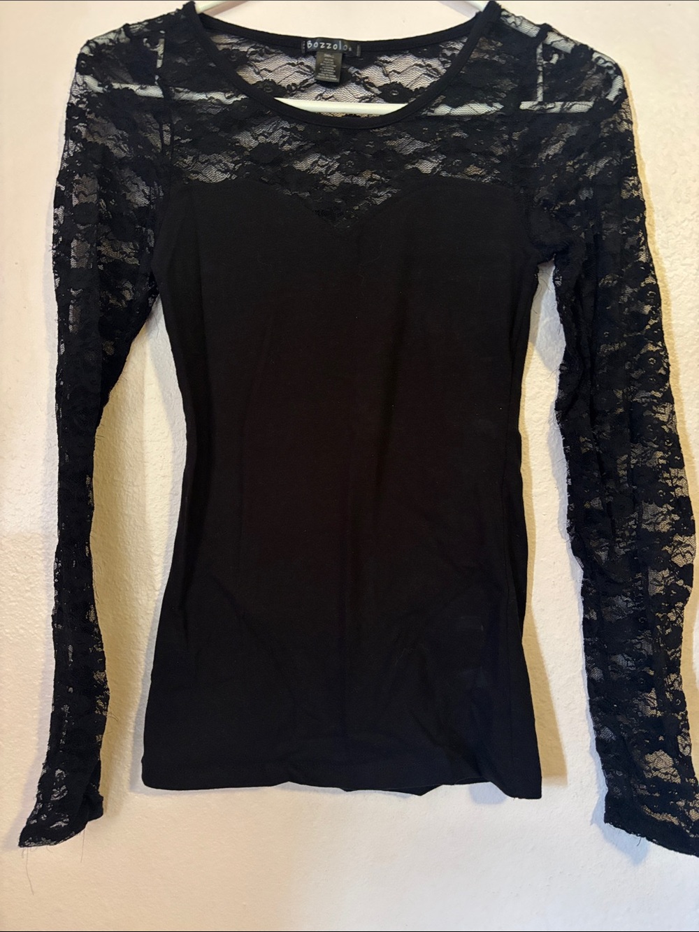 Woman’s Black Lace Yoke & Sleeve Long Sleeve Top Size S